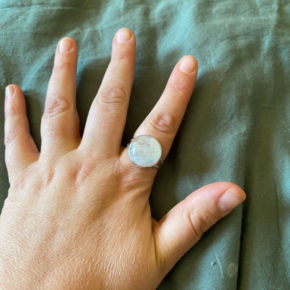 Moonstone ring - Picture 7 of 7